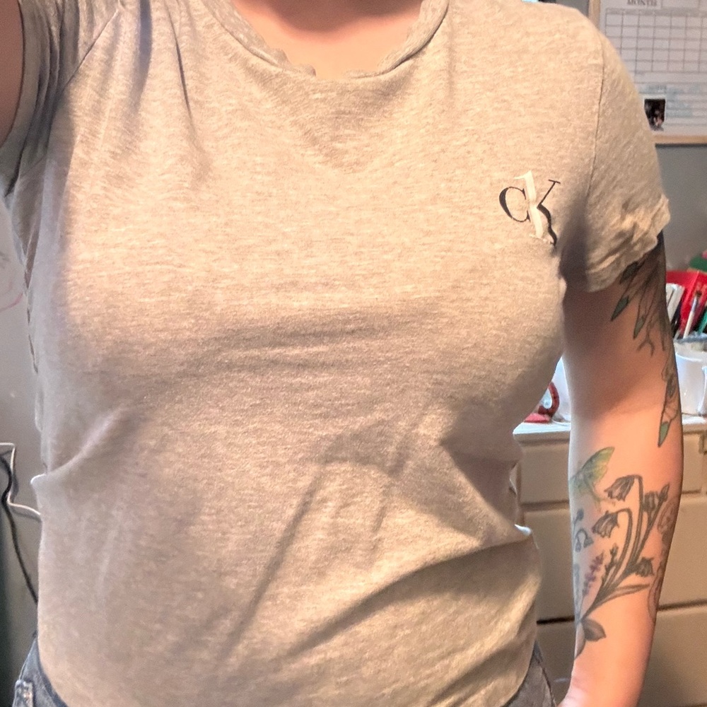 Calvin Klein Light Gray Short Sleeve Tee